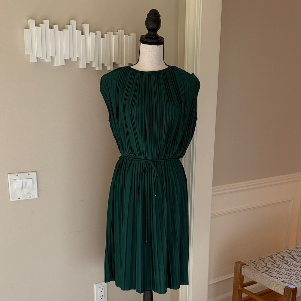 H&M Green Pleated Sleeveless Dress Women's Small